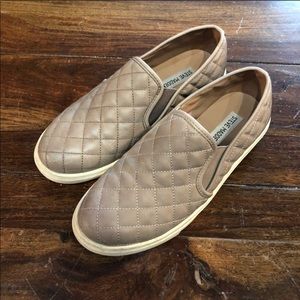 Steve Madden Slip Ons